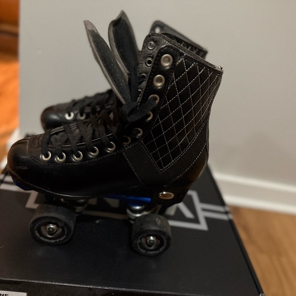 VNLA Skates Men’s Size 6, Women’s 7 - Picture 3 of 8